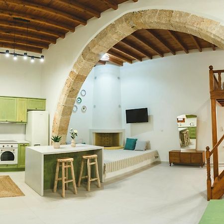 Aesthisis Sensational Accommodation Archangelos アルハンゲロス エクステリア 写真